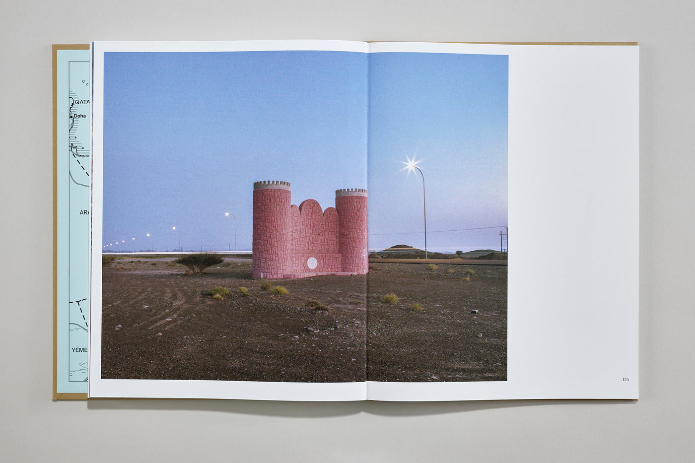 Ashes of the Arabian's Pearl – Valentin Valette